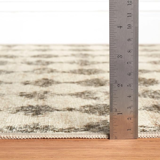 Dash & Albert Izzy Grey Machine Washable Rug, 4 X 6 Feet, Grey Graphic Pattern