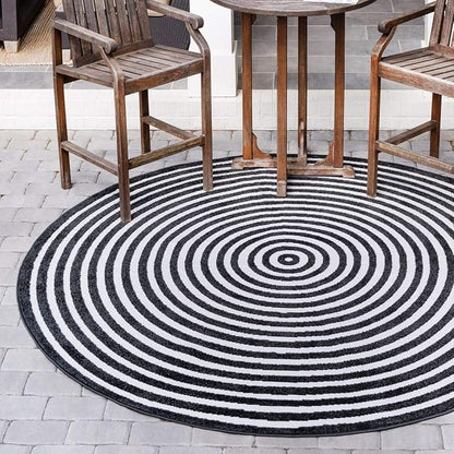 Unique Loom Sabrina Soto Outdoor Collection Geometric, Modern, Vibrant, Carved Area Rug (8' 0 x 8' 0 Round, Black/ Ivory)