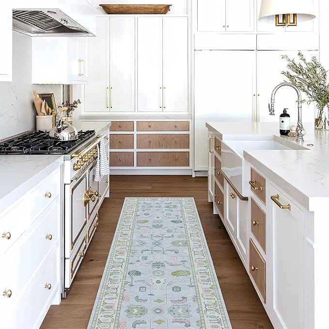 Fame Living Faded Oushak Rug, Turkish Vintage Floral Pastel Large Oversized Area Rugs for Living Room Dining Bedroom Kitchen Bathroom Nursery (854CrBl, 2'5" x 6'6")