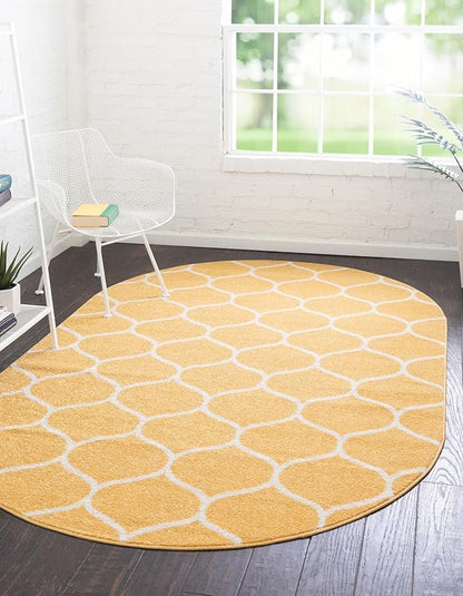 Rugs.com Lattice Frieze Collection Rug – 5' x 8' Oval Yellow Medium Rug Perfect for Living Rooms, Large Dining Rooms, Open Floorplans
