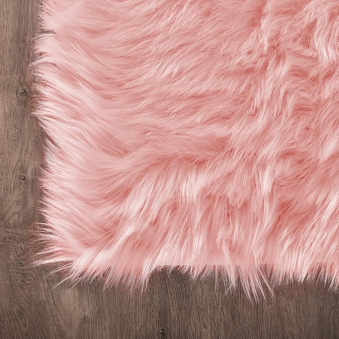 Latepis 3x4 Area Rug, Faux Fur Sheepskin Rug for Living Room, Fuzzy Rugs for Teen Girls Bedroom, Luxury Room Decor, Fluffy Pink Rug, Rectangle