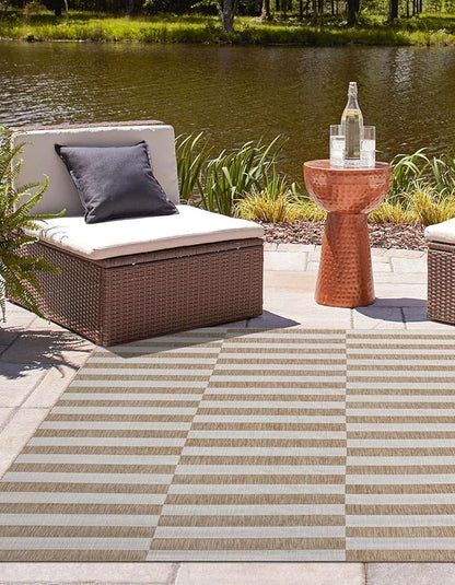 Unique Loom Outdoor Striped Collection Area Rug - Striped (5' 3" Square Taupe/Ivory)