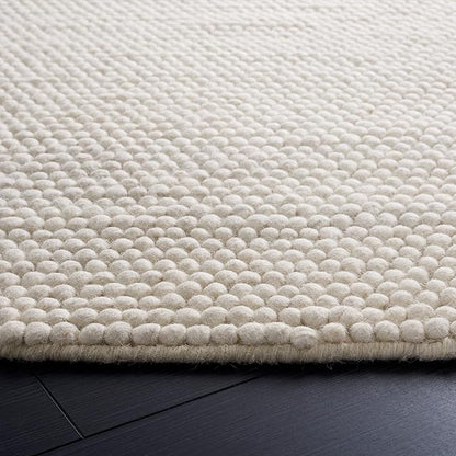 Safavieh Natura Collection Area Rug - 11' Round, Ivory, Handmade Wool Blend, Textured Design, Ideal for Living Room, Bedroom, Dining Space (NAT620A)