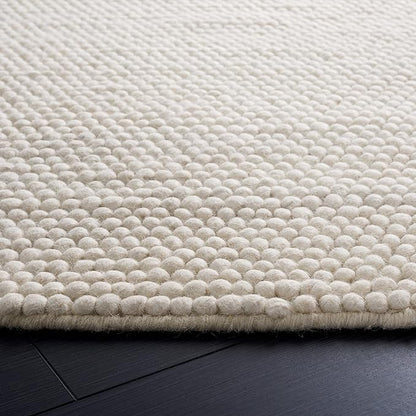 SAFAVIEH Natura Collection Area Rug - 8' Round, Ivory, Handmade Wool Blend, Textured Design, Ideal for Living Room, Bedroom, Dining Space (NAT620A)