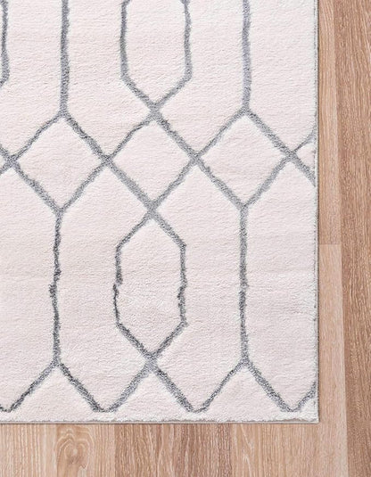 Marilyn Monroe Glam Collection Area Rug - Trellis (7'x 10' Rectangle, White Silver/ Silver)