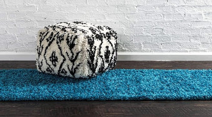 Unique Loom Solid Shag Collection Area Rug (2' 6" x 19' 8" Runner, Turquoise)