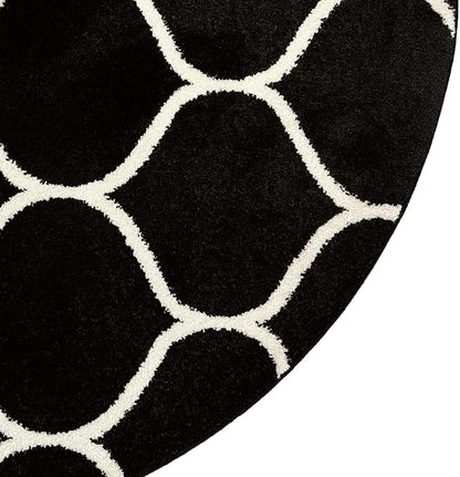 Rugs.com Lattice Frieze Collection Rug – 5' Round Black Medium Rug Perfect for Kitchens, Dining Rooms