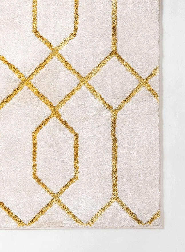 Unique Loom Marilyn Monroe Glam Collection Area Rug - Trellis (6' 1' x 9' Rectangle, White Gold/ Gold)