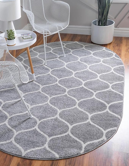 Rugs.com Lattice Frieze Collection Rug – 8' x 10' Oval Light Gray Medium Rug Perfect for Living Rooms, Large Dining Rooms, Open Floorplans