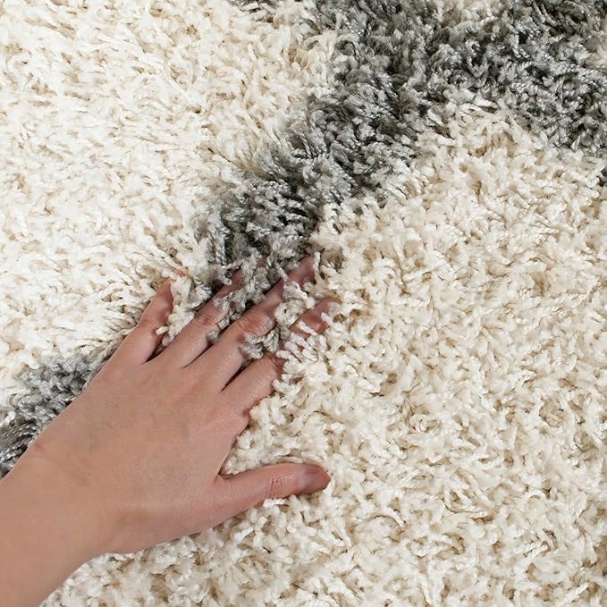 SAFAVIEH Dallas Shag Collection Runner Rug - 2'3" x 16', Ivory & Grey, Trellis Design, Non-Shedding & Easy Care, 1.5-inch Thick Ideal for High Traffic Areas in Living Room, Bedroom (SGD257F)