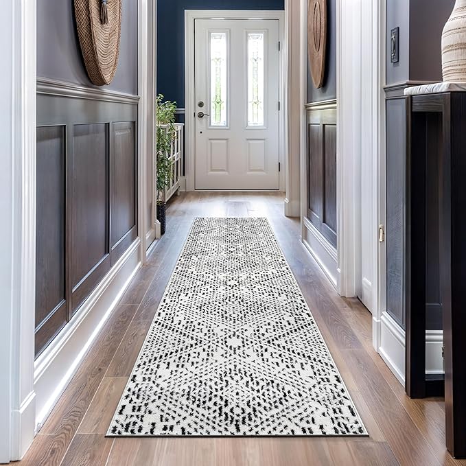 Rugshop Boho Cream Tribal Area Rug Modern Indoor Carpet for Living Room, Bedroom, or Entryway – Non-Shedding, Low Pile Geometric Design 2' 3" x 8'