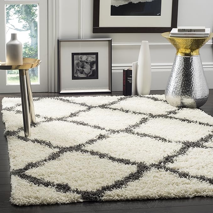 SAFAVIEH Dallas Shag Collection Area Rug - 5'1" x 7'6", Ivory & Dark Grey, Trellis Design, Non-Shedding & Easy Care, 1.5-inch Thick Ideal for High Traffic Areas in Living Room, Bedroom (SGD257H)