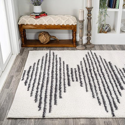 JONATHAN Y Elm Diamond Stripe Shag White/Gray Indoor Area Rug, 8x10, Geometric, Bohemian, Contemporary, Easy-Cleaning for Living Room, Bedroom, Kitchen, Pet Friendly, Non-Shedding (MOH408A-8)