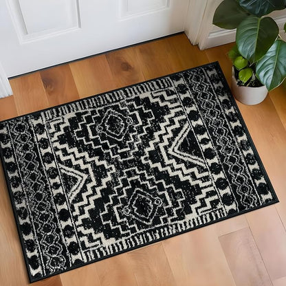 Rugshop Southwestern Black and White Tribal Area Rug – Geometric Diamond Pattern Carpet for Living Room, Bedroom, or Entryway – Boho Rustic Soft Floor Decor 2' x 3' Black