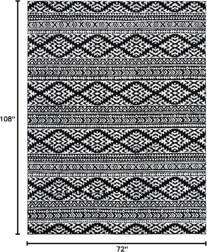 SAFAVIEH Area Rug 6x9 - Tulum Collection - Black & Ivory, Moroccan Boho Tribal Design, Non-Shedding & Easy to Clean, Ideal for Living Room, Bedroom, Dining Space (TUL272Z)