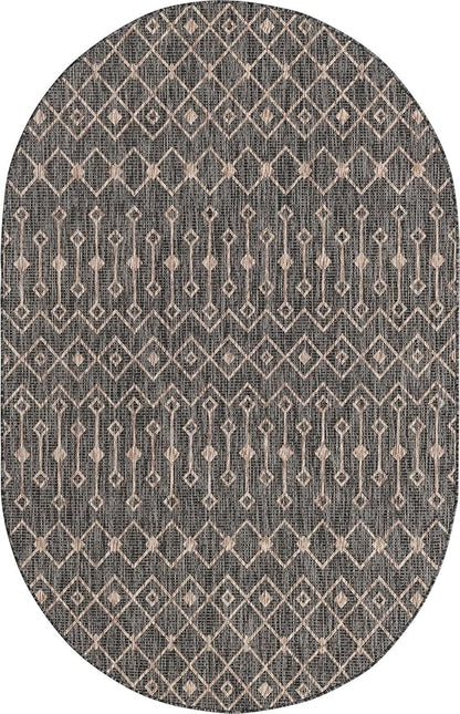 Unique Loom Outdoor Trellis Collection Area Rug - Tribal Trellis (5' 3" x 8' Oval, Charcoal Gray/ Natural)