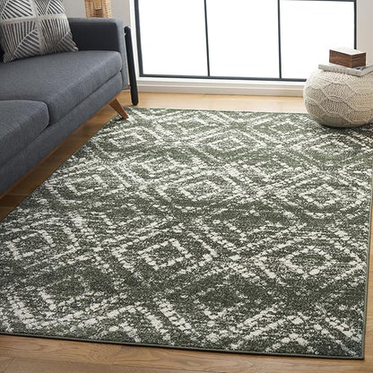 SAFAVIEH Adirondack Collection Area Rug - 6' x 9', Dark Green & Ivory, Geometric Design, Non-Shedding & Easy Care, Ideal for High Traffic Areas in Living Room, Bedroom, Dining (ADR131E-6)