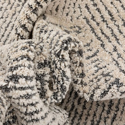 Well Woven Ezio Beige Tribal Geometric Distressed High-Lo Pile Area Rug 5x7 (5'3" x 7'3")