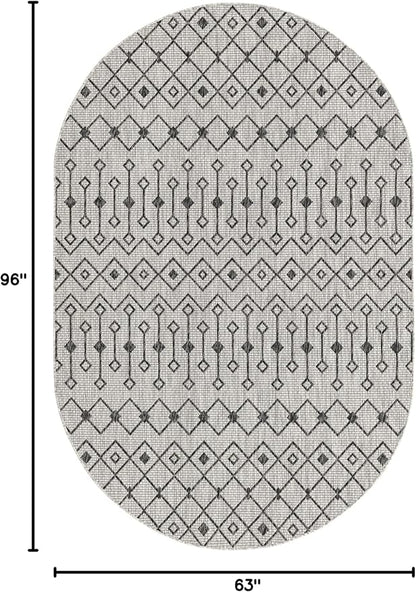 Unique Loom Outdoor Trellis Collection Area Rug - Tribal Trellis (5' 3" x 8' Oval, Gray/ Black)