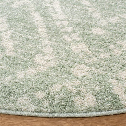 SAFAVIEH Adirondack Collection 8' Round Green/Ivory ADR131Y Modern Diamond Distressed Non-Shedding Area Rug