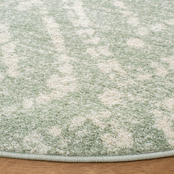 SAFAVIEH Adirondack Collection 6' Round Green/Ivory ADR131Y Modern Diamond Distressed Non-Shedding Living Room Dining Bedroom Foyer Area Rug