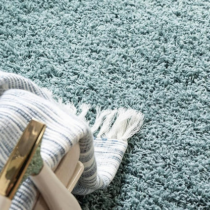 Unique Loom Solid Shag Collection Area Rug (5' 3" Round, Light Slate Blue)