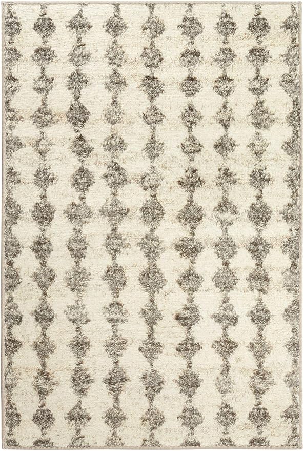 Dash & Albert Izzy Grey Machine Washable Rug, 4 X 6 Feet, Grey Graphic Pattern