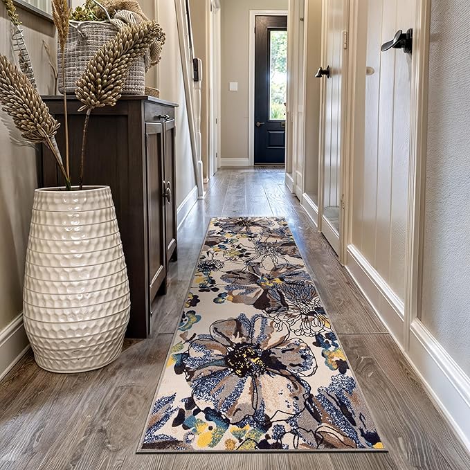 Rugshop Cream Bright Flowers Non Slip Non-Shedding Runner Rug for Hallway, Kitchen and Entryway, 2'7" x 6'