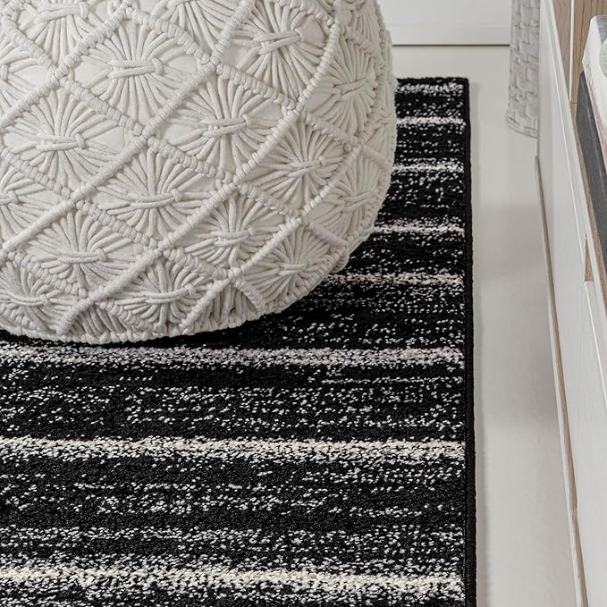 JONATHAN Y Williamsburg Minimalist Stripe Black/Cream Indoor Area Rug, 5x8, Contemporary, Modern, Easy-Cleaning for Living Room, Bedroom, Kitchen, Pet Friendly, Non-Shedding (MOH201F-5)