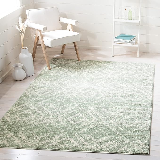 SAFAVIEH Adirondack Collection Area Rug - 5'1" x 7'6", Green & Ivory, Modern Diamond Distressed Design, Non-Shedding & Easy Care, Ideal for High Traffic Areas in Living Room, Bedroom (ADR131Y)