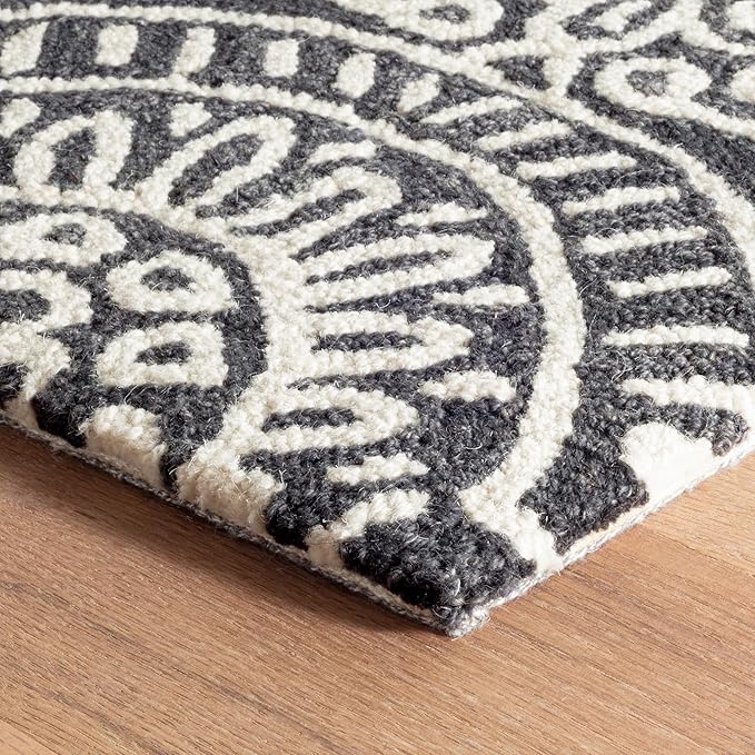 Dash & Albert Temple Charcoal Hand Micro Hooked Wool Rug, 7.5 X 9.5 Feet, Grey Geometric Pattern