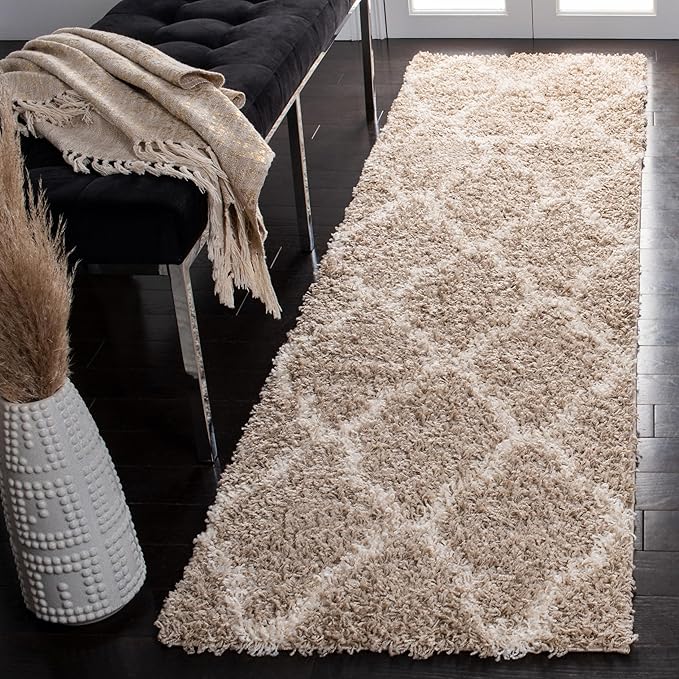 SAFAVIEH Dallas Shag Collection Runner Rug - 2'3" x 10', Beige & Ivory, Trellis Design, Non-Shedding & Easy Care, 1.5-inch Thick Ideal for High Traffic Areas in Living Room, Bedroom (SGD257D)