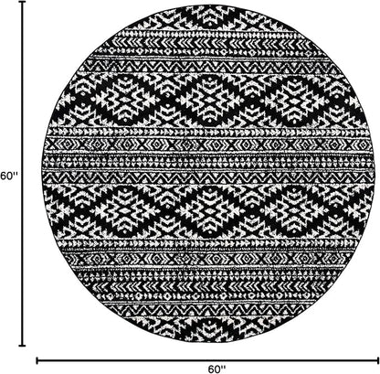 SAFAVIEH Tulum Collection Area Rug - 5' Round, Black & Ivory, Moroccan Boho Tribal Design, Non-Shedding & Easy to Clean, Ideal for Living Room, Bedroom, Dining Space (TUL272Z)