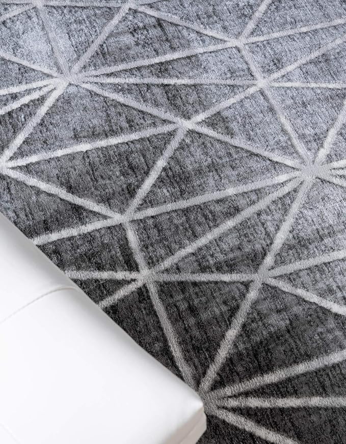 Rugs.com Lattice Trellis Collection Rug – 4' x 6' Gray Low-Pile Rug Perfect for Living Rooms, Large Dining Rooms, Open Floorplans