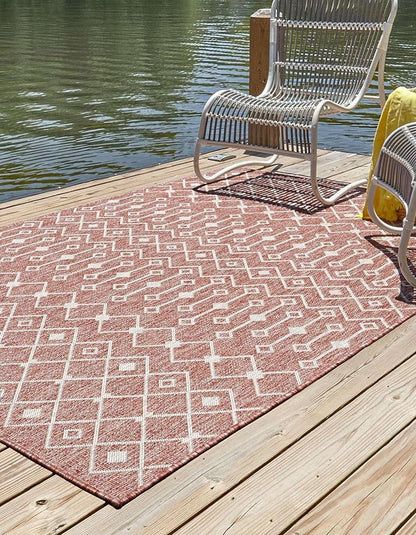 Unique Loom Outdoor Trellis Collection Area Rug - Tribal Trellis (2' x 3' 1" Rectangle Rust Red/Ivory)