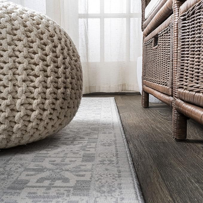 JONATHAN Y Modern Vintage Medallion Light Grey Runner Rug, 2x8, Country, Floral, Easy-Cleaning for Living Room, Bedroom, Kitchen, Pet Friendly, Non-Shedding (MDP108B-28)