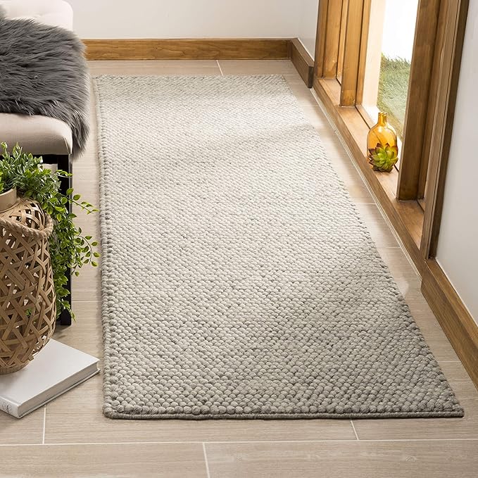 SAFAVIEH Natura Collection Runner Rug - 2'3" x 8', Silver, Handmade Wool Blend, Textured Design, Ideal for Hallway, Bedroom, Foyer (NAT620C)