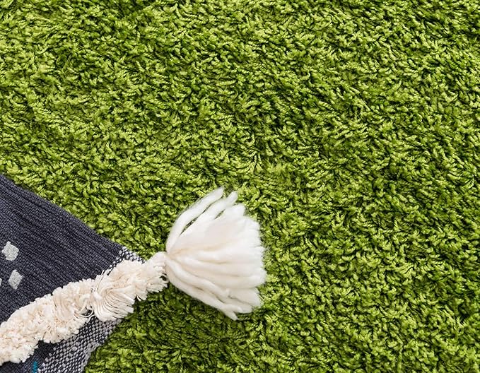 Unique Loom Solid Shag Collection Area Rug (8' x 11' Rectangle, Grass Green)