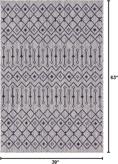 Unique Loom Outdoor Trellis Collection Area Rug - Tribal Trellis (3' 3" x 5' 3" Rectangle, Gray/ Black)