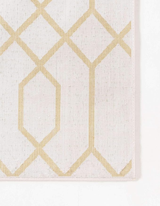 Unique Loom Marilyn Monroe Glam Collection Area Rug - Trellis (6' 1' x 9' Rectangle, White Gold/ Gold)