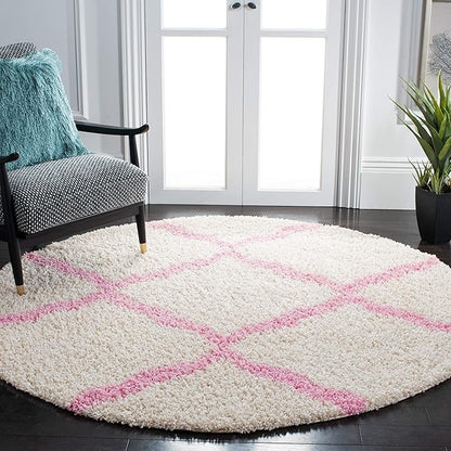 SAFAVIEH Dallas Shag Collection Area Rug - 4' Round, Ivory & Light Pink, Trellis Design, Non-Shedding & Easy Care, 1.5-inch Thick Ideal for High Traffic Areas in Living Room, Bedroom (SGD257P)