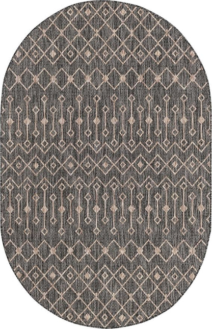Unique Loom Outdoor Trellis Collection Area Rug - Tribal Trellis (5' 3" x 8' Oval, Charcoal Gray/ Natural)
