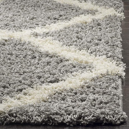 SAFAVIEH Dallas Shag Collection Accent Rug - 3' x 5', Grey & Ivory, Trellis Design, Non-Shedding & Easy Care, 1.5-inch Thick Ideal for High Traffic Areas in Entryway, Living Room, Bedroom (SGD257G)