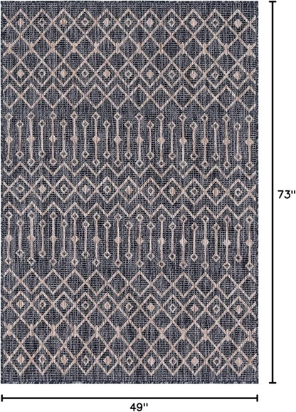 Unique Loom Outdoor Trellis Collection Area Rug - Tribal Trellis (4' 1" x 6' 1" Rectangle, Charcoal Gray/ Natural)