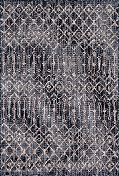 Unique Loom Outdoor Trellis Collection Area Rug - Tribal Trellis (4' 1" x 6' 1" Rectangle, Charcoal Gray/ Natural)