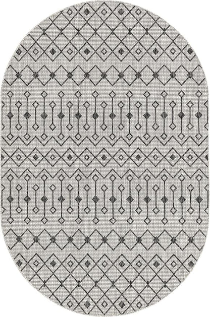 Unique Loom Outdoor Trellis Collection Area Rug - Tribal Trellis (5' 3" x 8' Oval, Gray/ Black)
