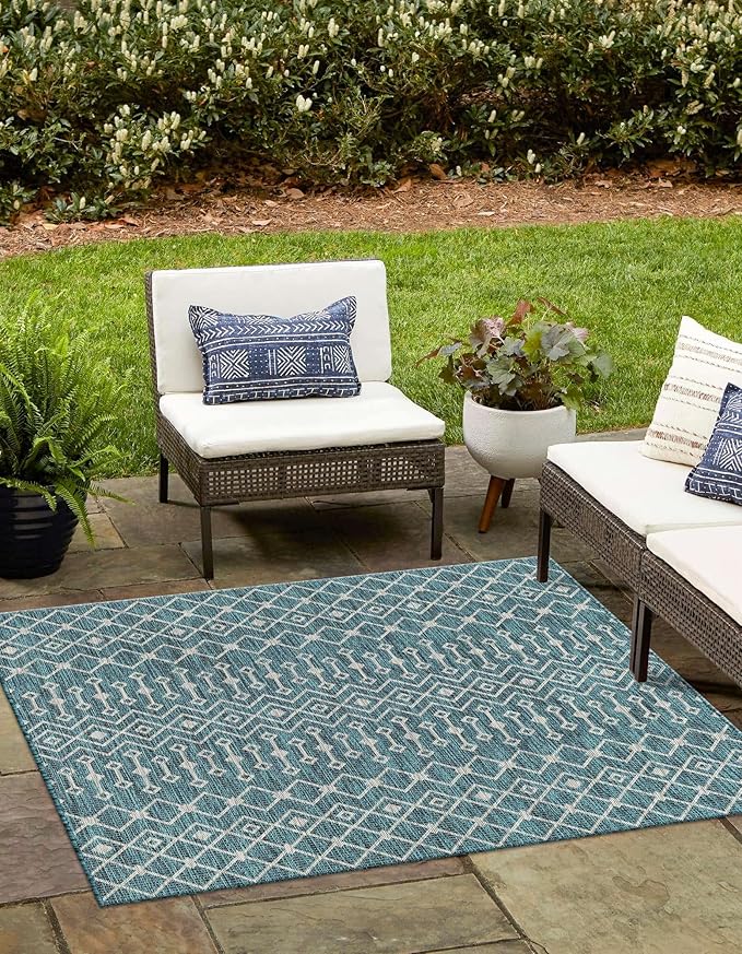Unique Loom Outdoor Trellis Collection Area Rug - Tribal Trellis (6' 1" Square Teal/Ivory)
