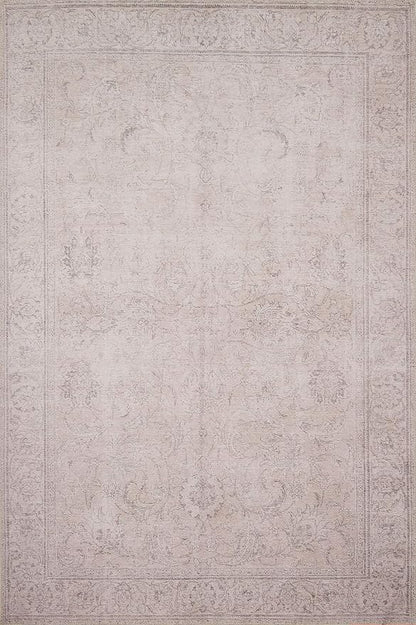 Loloi Loren Collection LQ-12 Sand 7'-6" x 9'-6" Area Rug