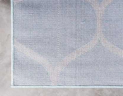 Rugs.com Lattice Frieze Collection Rug – 4' x 6' Light Blue Medium Rug Perfect for Living Rooms, Large Dining Rooms, Open Floorplans