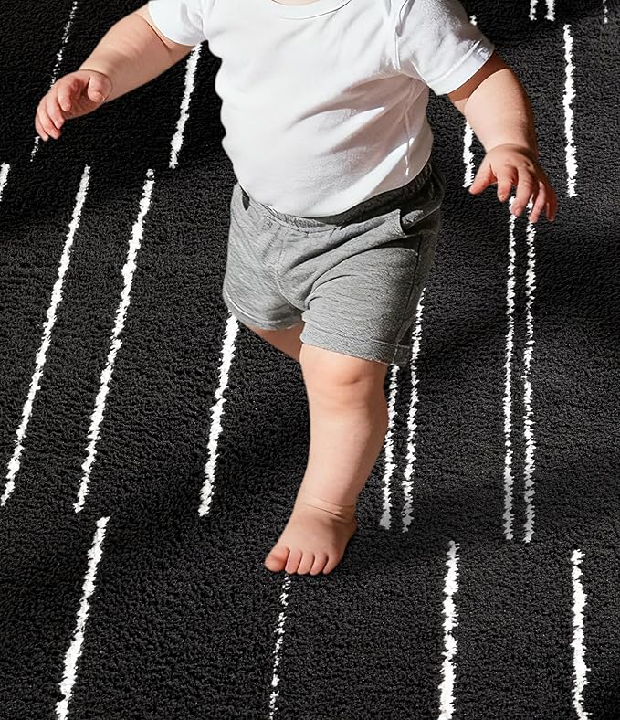 YIHOUSE 8x10 Abstract Line Area Rug, Modern Washable Stain Resistant Rugs Non Slip, Soft Indoor Large Floor Carpet for Living Room, Bedroom,Dining Room, Black and White